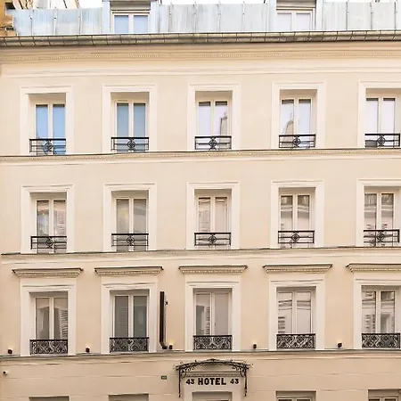 Hotel Au Coeur De Republique 3*