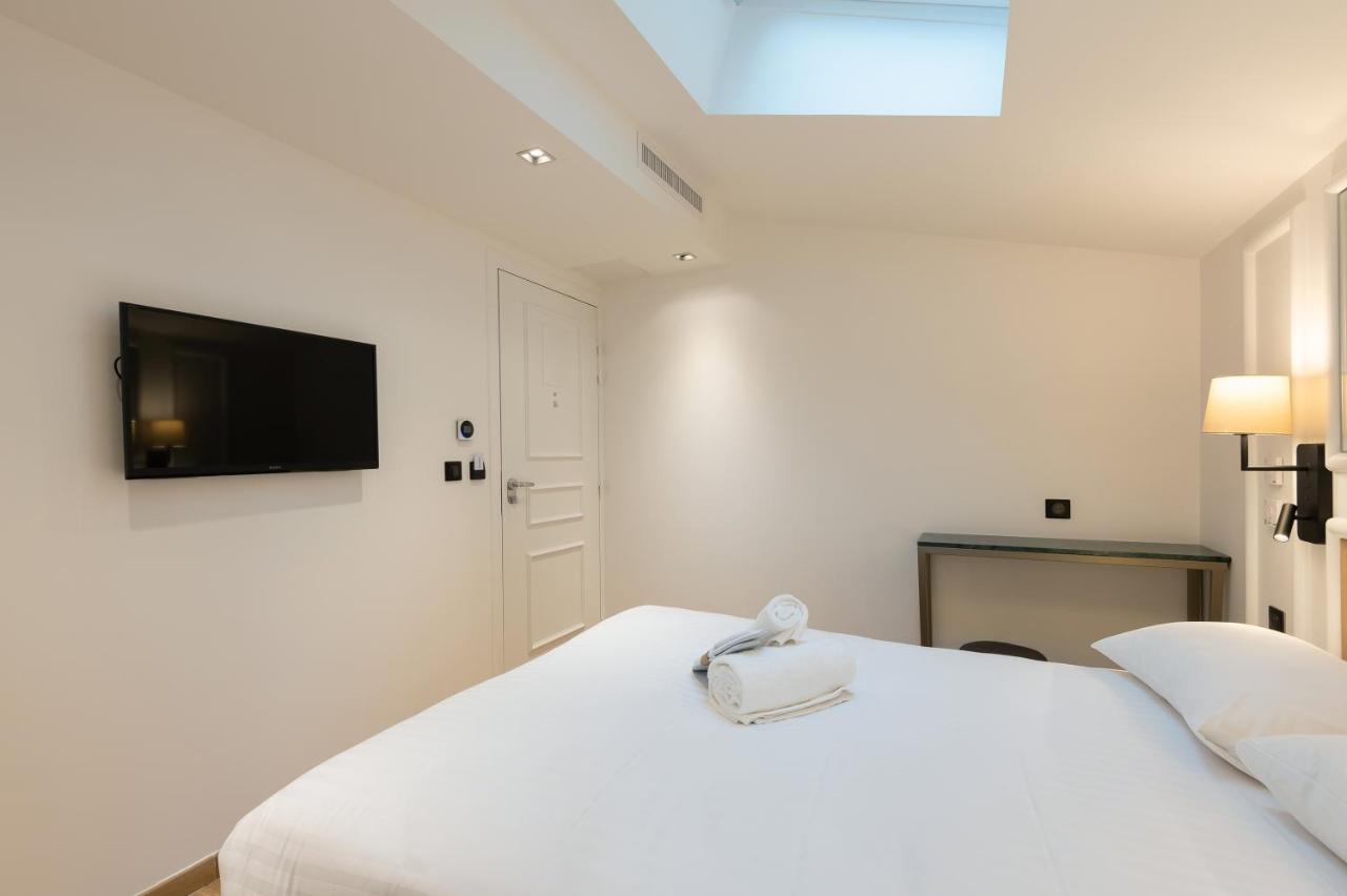 Au Coeur De Republique 3*