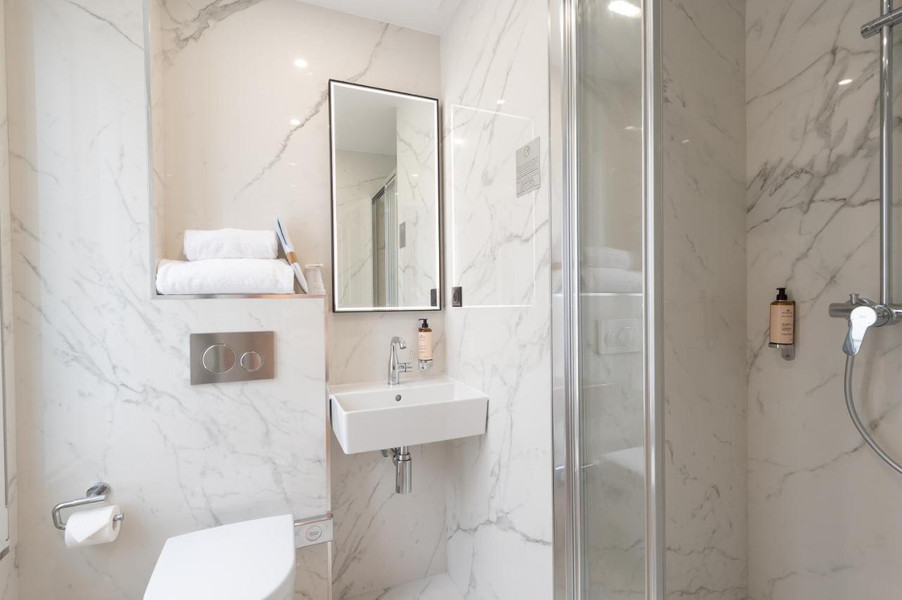 Hotel Au Coeur De Republique 3*