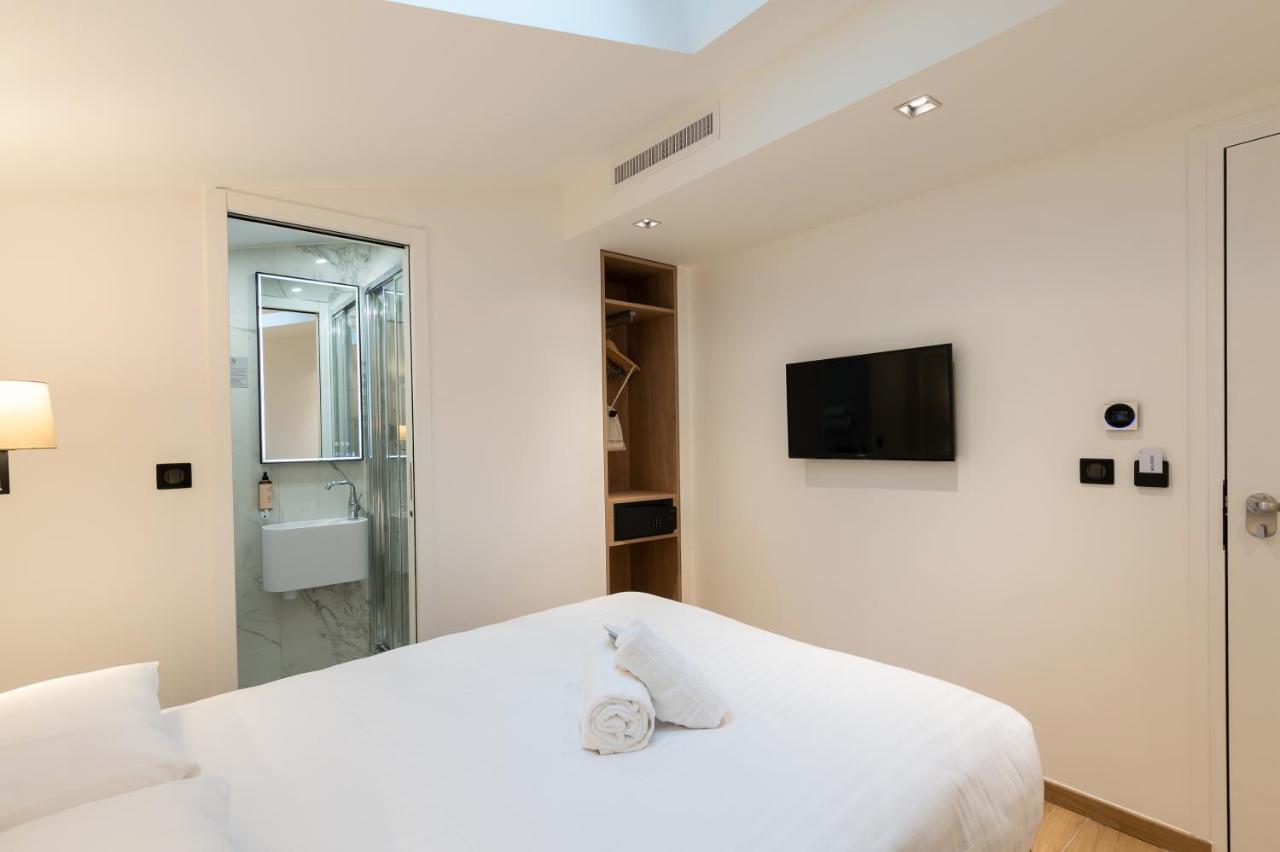 Au Coeur De Republique Hotel