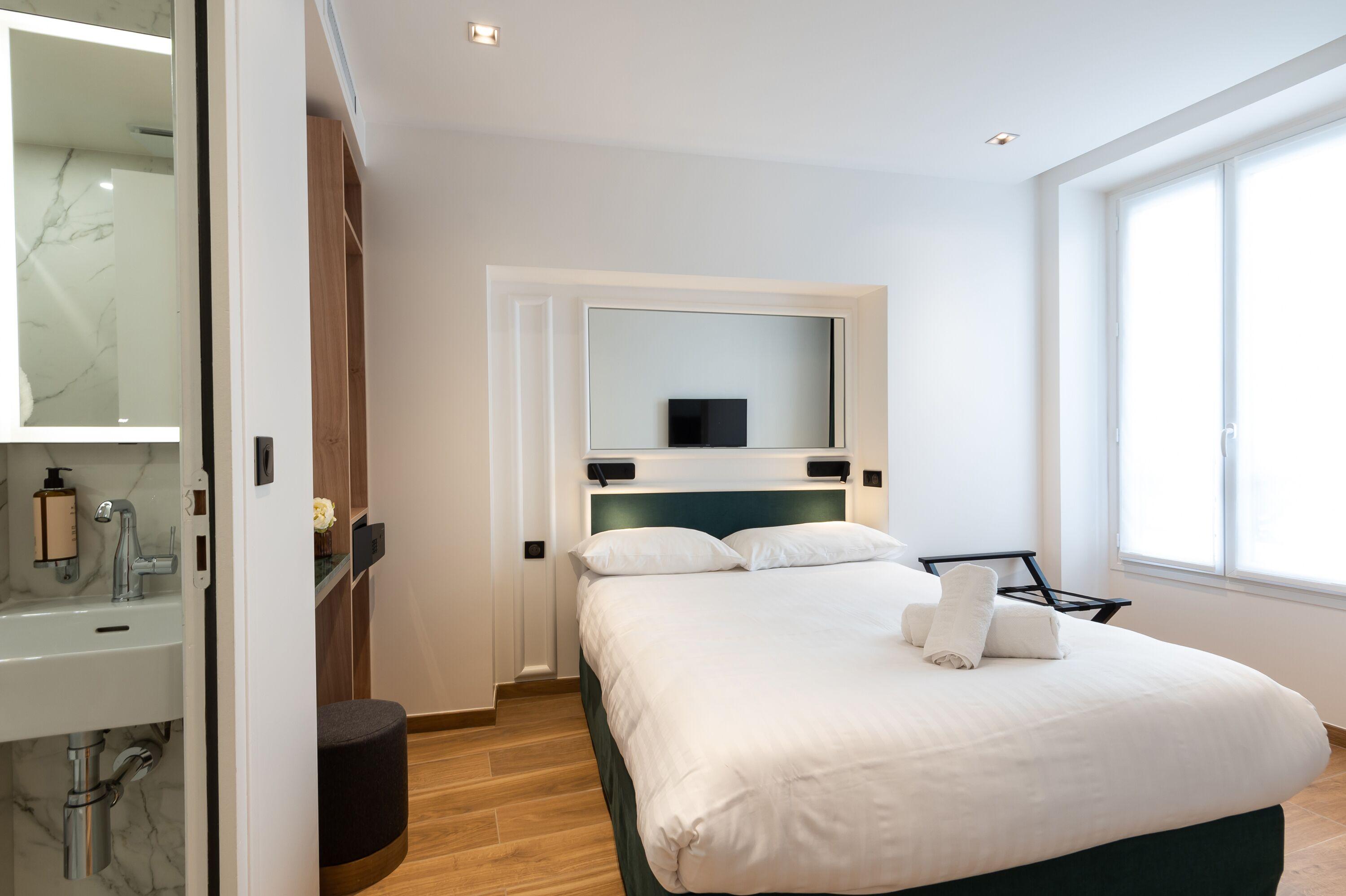 Au Coeur De Republique Hotel Parigi