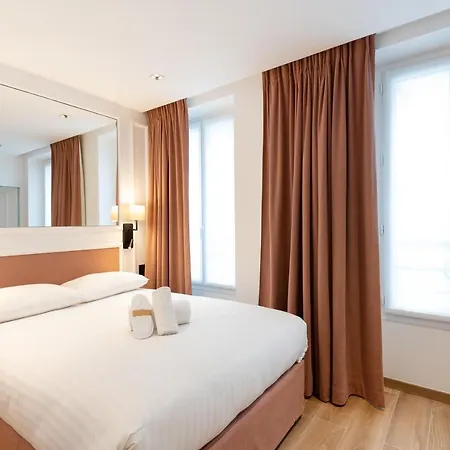 Hotel Au Coeur De Republique Parigi