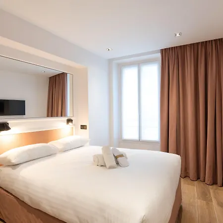 Au Coeur De Republique Hotel Parigi